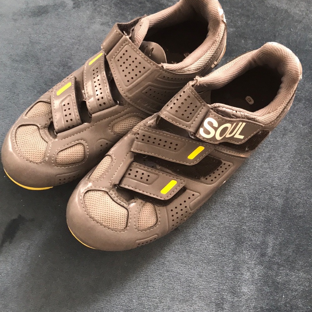 SoulCycle cycling shoes size 40
